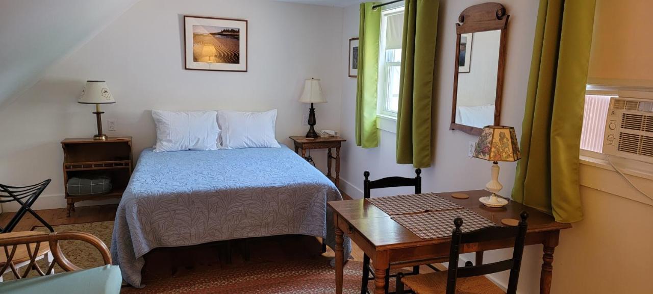 Hawks House Inn Walpole Bagian luar foto