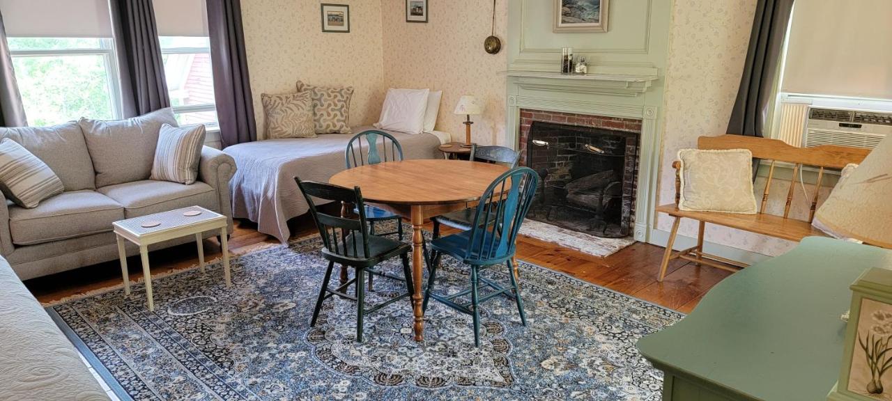 Hawks House Inn Walpole Bagian luar foto