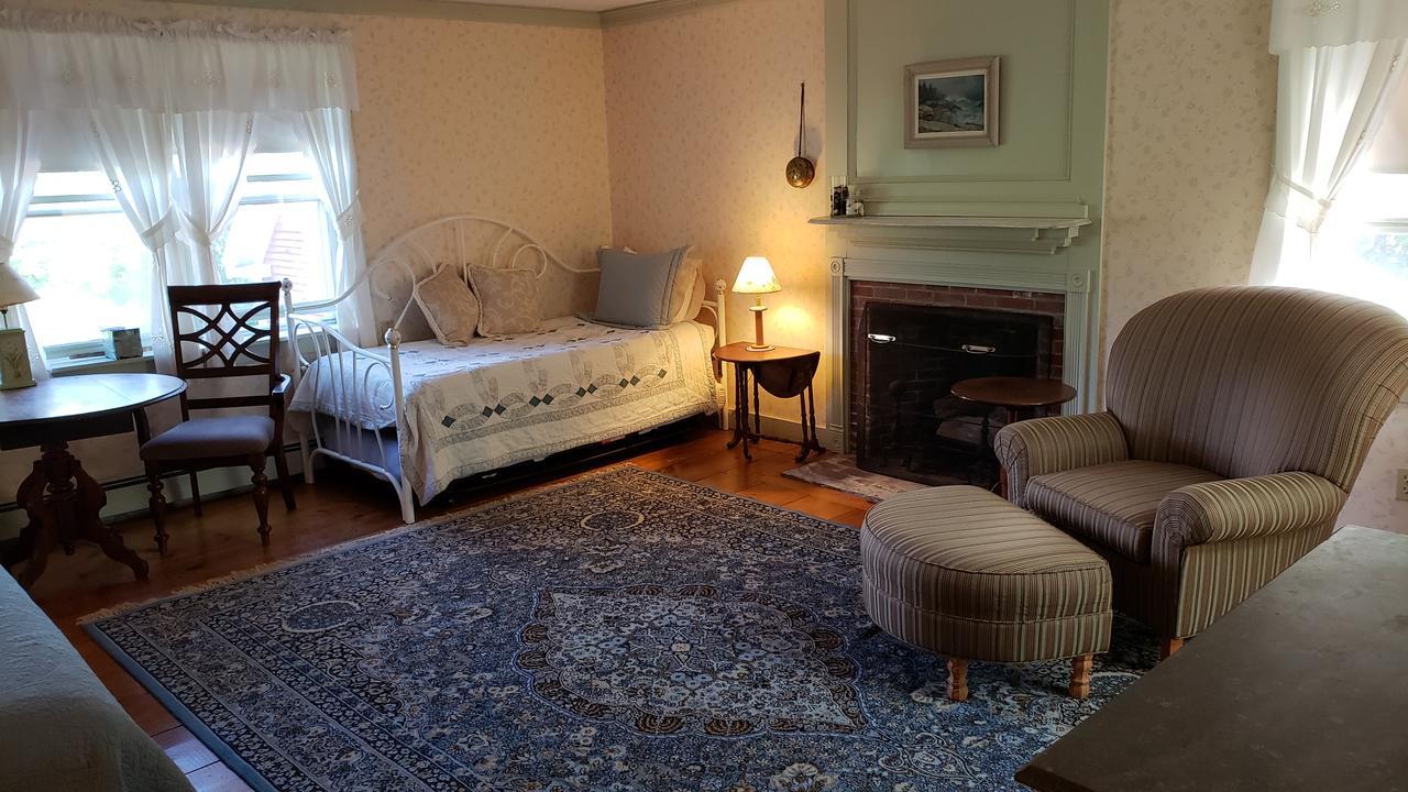 Hawks House Inn Walpole Bagian luar foto